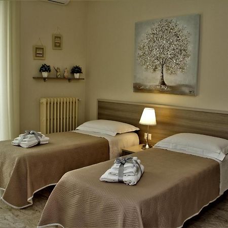 Casa Vacanze Civico 32 Монтескальйозо Екстер'єр фото